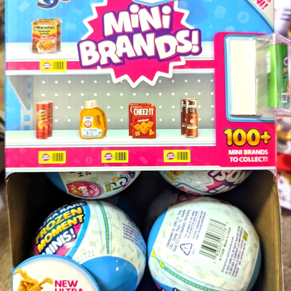 Zuru 5 Surprise Mini Brands Series 4 - Picture 1 of 1